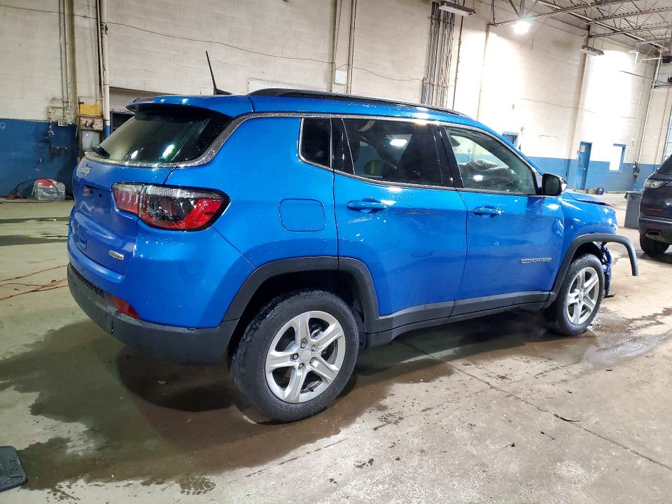 45953656 :رقم المزاد ، 3C4NJDBN3PT520113 vin ، 2023 Jeep Compass مزاد بيع