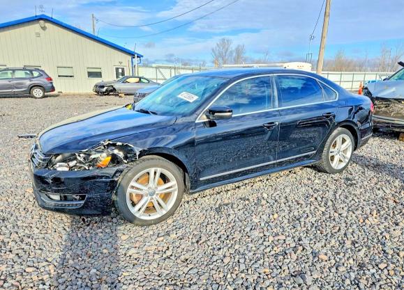 47723906 :رقم المزاد ، 1VWCN7A35EC042554 vin ، 2014 Volkswagen Passat مزاد بيع
