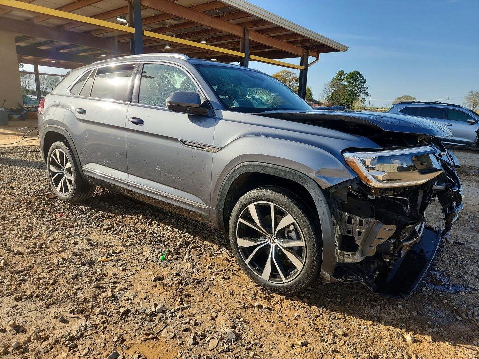 Продажа на аукционе авто 2024 Volkswagen Atlas Cross Sport, vin: 1V2FE2CA9RC224440, номер лота: 46111546