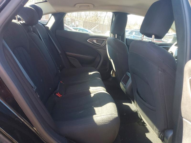 79900545 :رقم المزاد ، 1C3CCCAB5FN699194 vin ، 2015 Chrysler 200 مزاد بيع