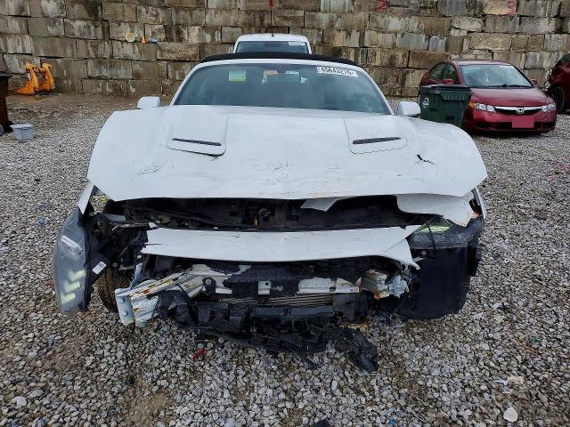 45643276 :رقم المزاد ، 1FATP8UH9J5177051 vin ، 2018 Ford Mustang مزاد بيع