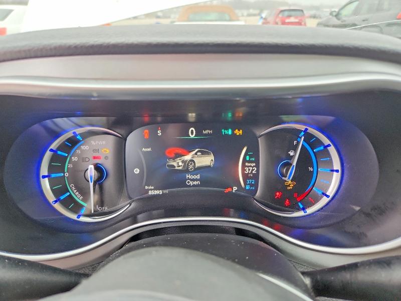 41752176 :رقم المزاد ، 2C4RC1N7XJR139697 vin ، 2018 Chrysler Pacifica مزاد بيع