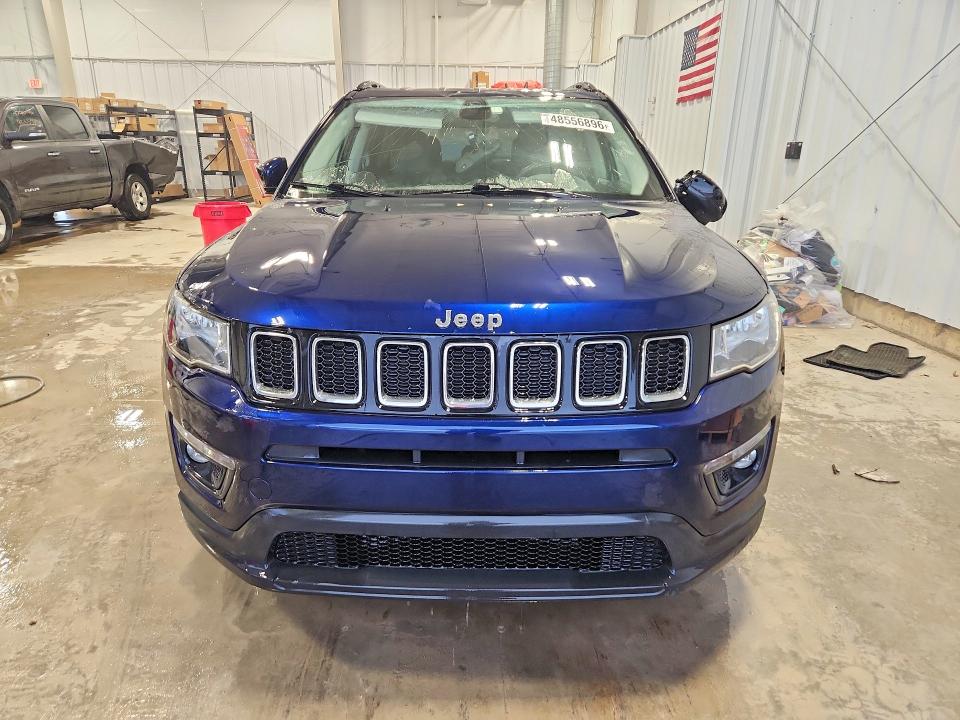 48556896 :رقم المزاد ، 3C4NJDBB2JT342420 vin ، 2018 Jeep Compass مزاد بيع