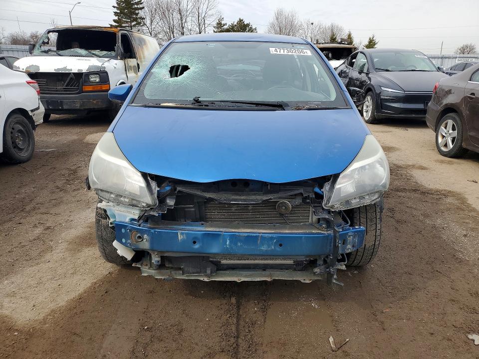 47730206 :رقم المزاد ، VNKKTUD33FA042295 vin ، 2015 Toyota Yaris مزاد بيع