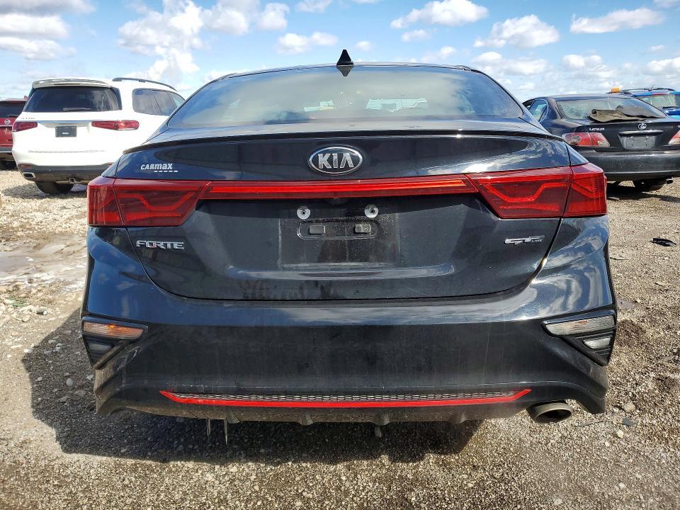 46397656 :رقم المزاد ، 3KPF34AD8ME316947 vin ، 2021 Kia Forte مزاد بيع