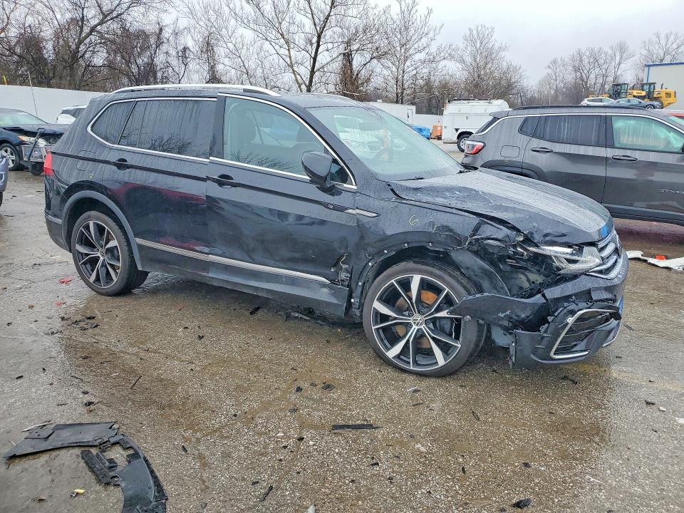 Продажа на аукционе авто 2022 Volkswagen Tiguan, vin: 3VV4B7AX4NM096673, номер лота: 79663235
