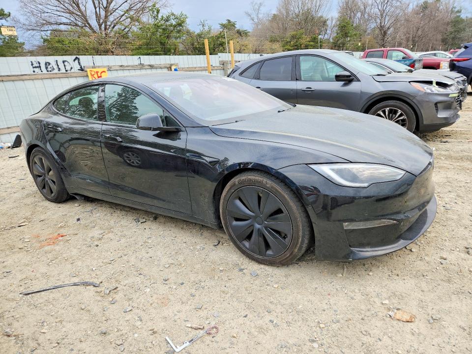 46823386 :رقم المزاد ، 5YJSA1E56NF479047 vin ، 2022 Tesla Model S مزاد بيع