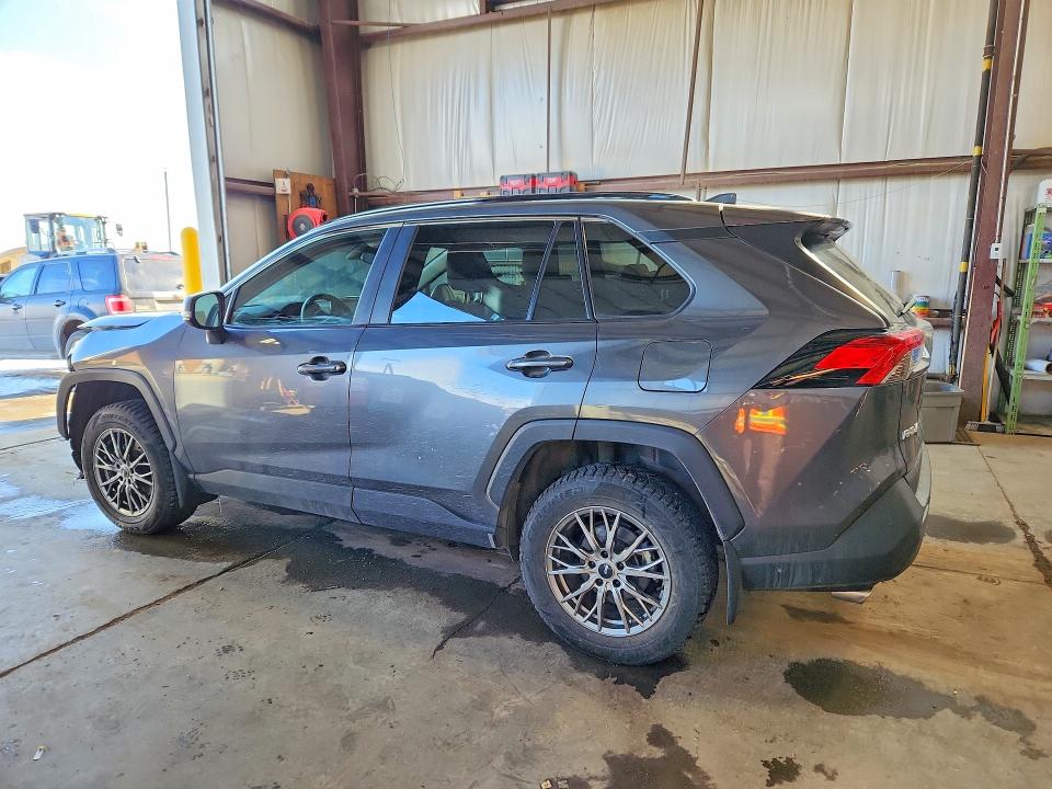 2020 Toyota Rav4 მანქანა იყიდება აუქციონზე, vin: 2T3B1RFVXLC126154, აუქციონის ნომერი: 79608575