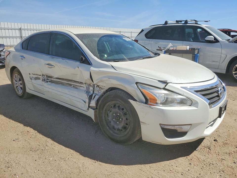 2015 Nissan Altima მანქანა იყიდება აუქციონზე, vin: 1N4AL3AP3FC481741, აუქციონის ნომერი: 47836586