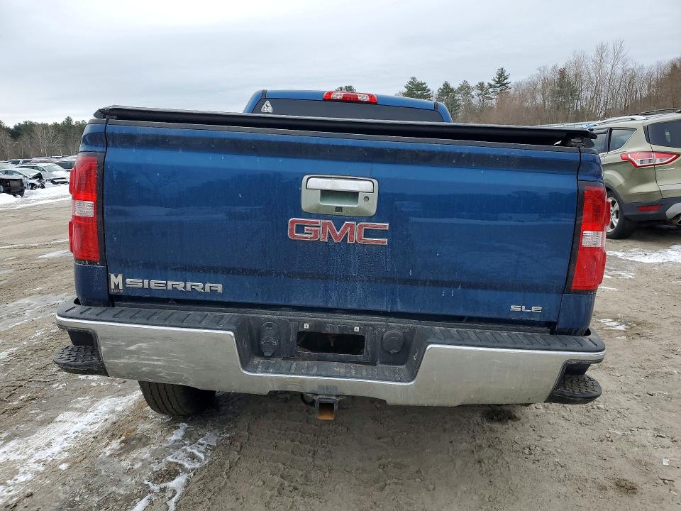 79538115 :رقم المزاد ، 2GTV2MEC2J1113576 vin ، 2018 Gmc Sierra مزاد بيع