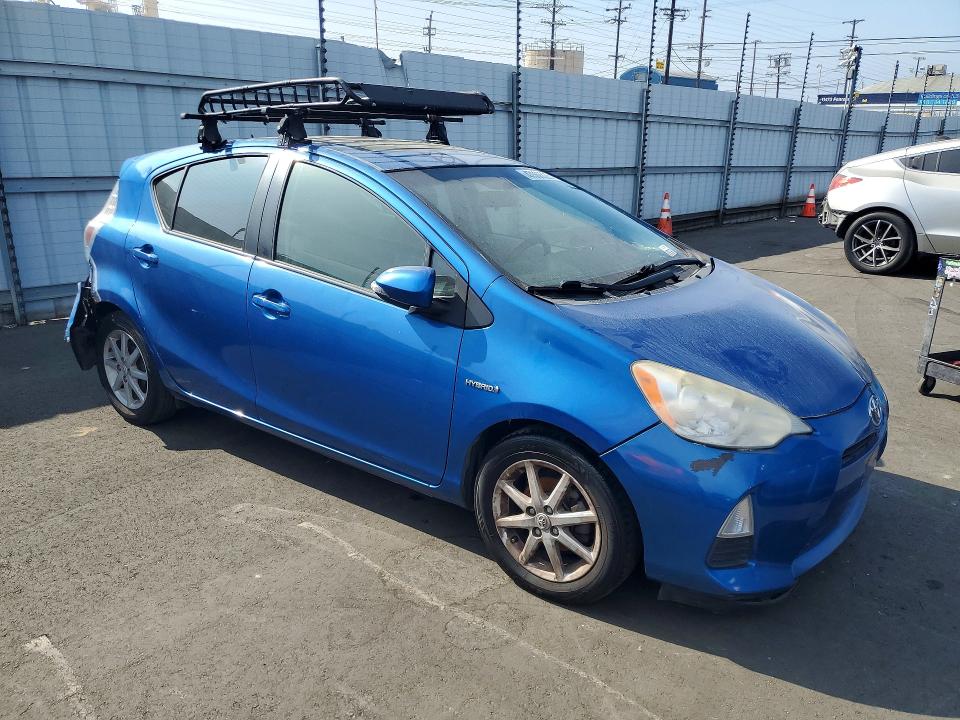 2013 Toyota Prius C მანქანა იყიდება აუქციონზე, vin: JTDKDTB3XD1034565, აუქციონის ნომერი: 47368526