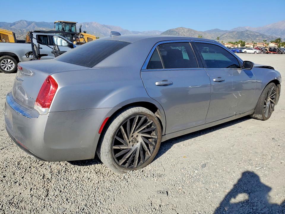 Продажа на аукционе авто 2015 Chrysler 300, vin: 2C3CCAAG7FH859245, номер лота: 46641326