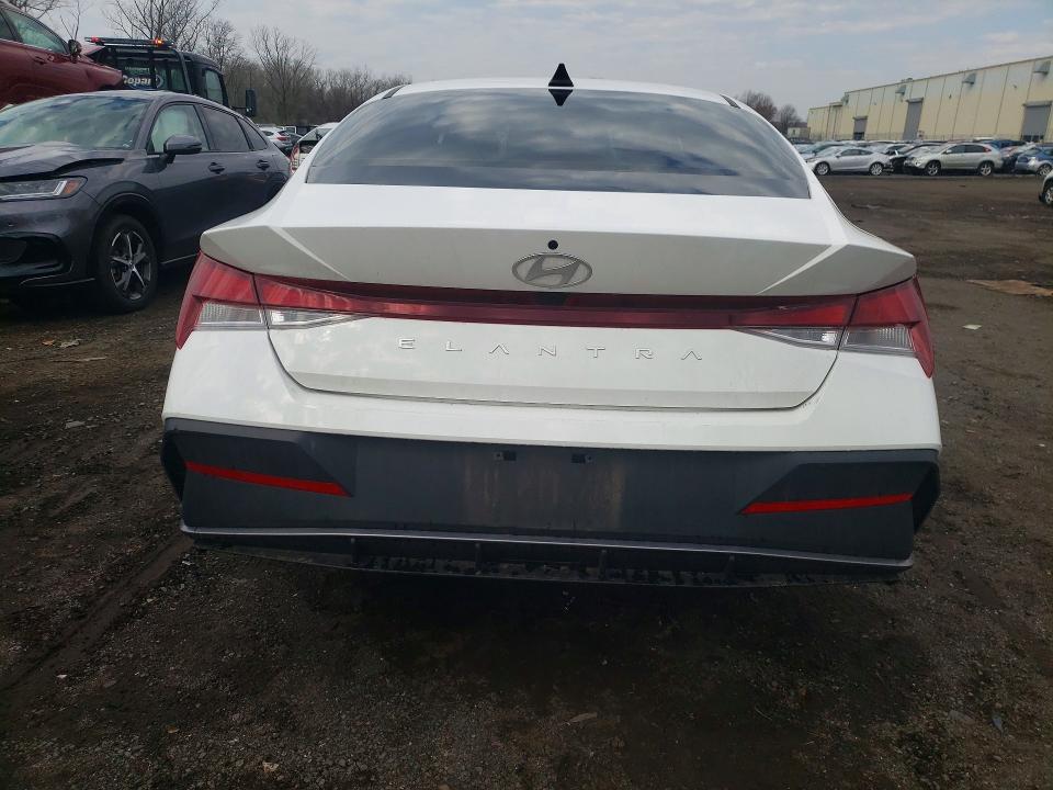 46992006 :رقم المزاد ، KMHLM4DG7RU736631 vin ، 2024 Hyundai Elantra مزاد بيع