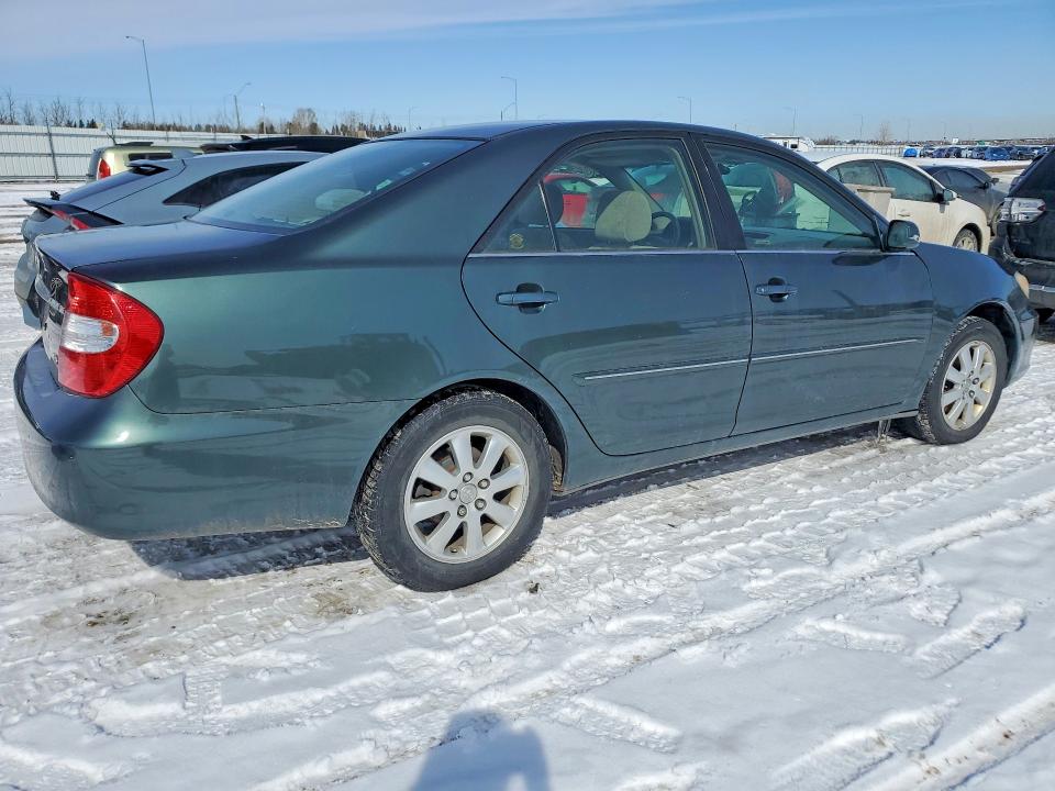 47936926 :رقم المزاد ، JTDBF30K620044680 vin ، 2002 Toyota Camry مزاد بيع