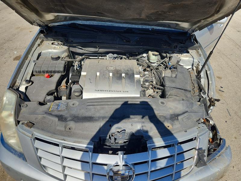 2011 Cadillac Dts მანქანა იყიდება აუქციონზე, vin: 1G6KH5E68BU100518, აუქციონის ნომერი: 45456426