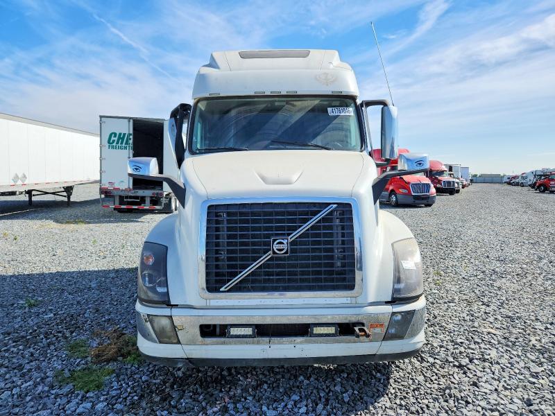 Aukcja sprzedaży 2016 Volvo Vnl, vin: 4V4NC9EH9GN947586, numer aukcji: 41761046
