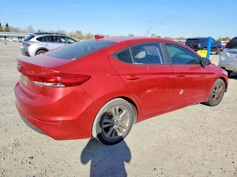 79774845 :رقم المزاد ، 5NPD84LF2JH306722 vin ، 2018 Hyundai Elantra مزاد بيع