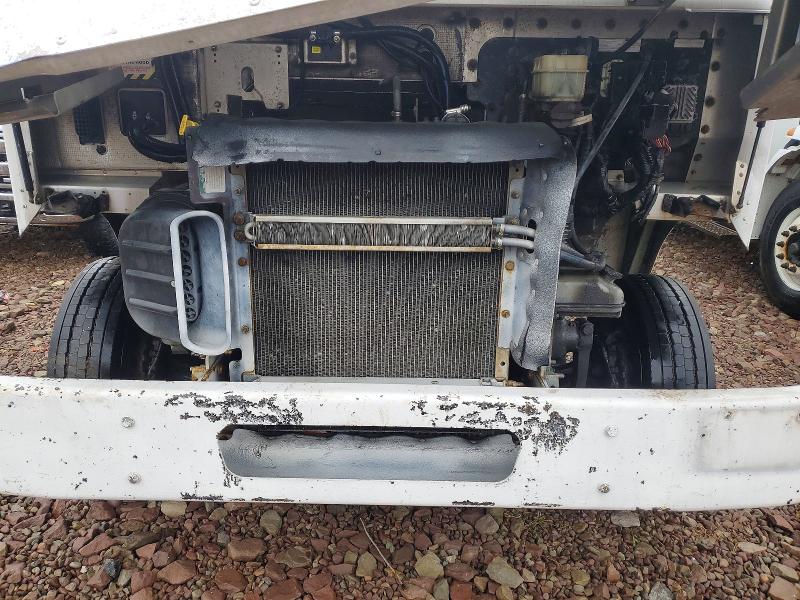 53241336 :رقم المزاد ، 4UZAC3DV2ECFW4420 vin ، 2014 Frht - Freightliner Chassis مزاد بيع