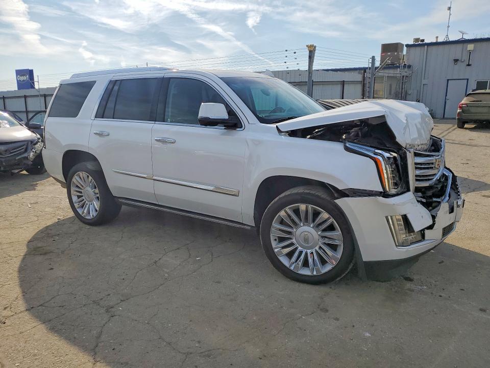 79842585 :رقم المزاد ، 1GYS4DKJ3GR338390 vin ، 2016 Cadillac Escalade مزاد بيع