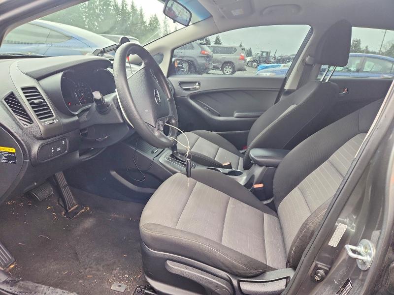 2016 Kia Forte5 მანქანა იყიდება აუქციონზე, vin: KNAFK5A88G5587984, აუქციონის ნომერი: 46358606