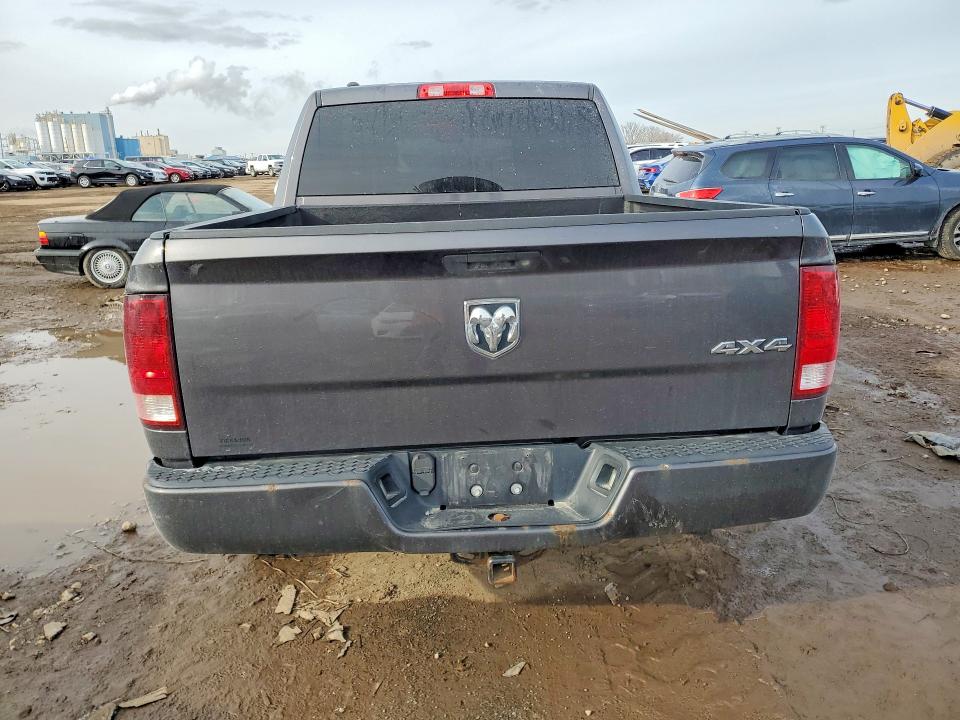 46578676 :رقم المزاد ، 1C6RR7KG8HS772852 vin ، 2017 Ram 1500 مزاد بيع