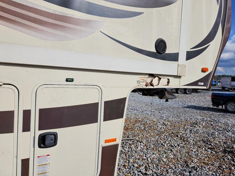 2015 Heartland Rv Big Countr მანქანა იყიდება აუქციონზე, vin: 5SFBG432XFE297747, აუქციონის ნომერი: 78813475