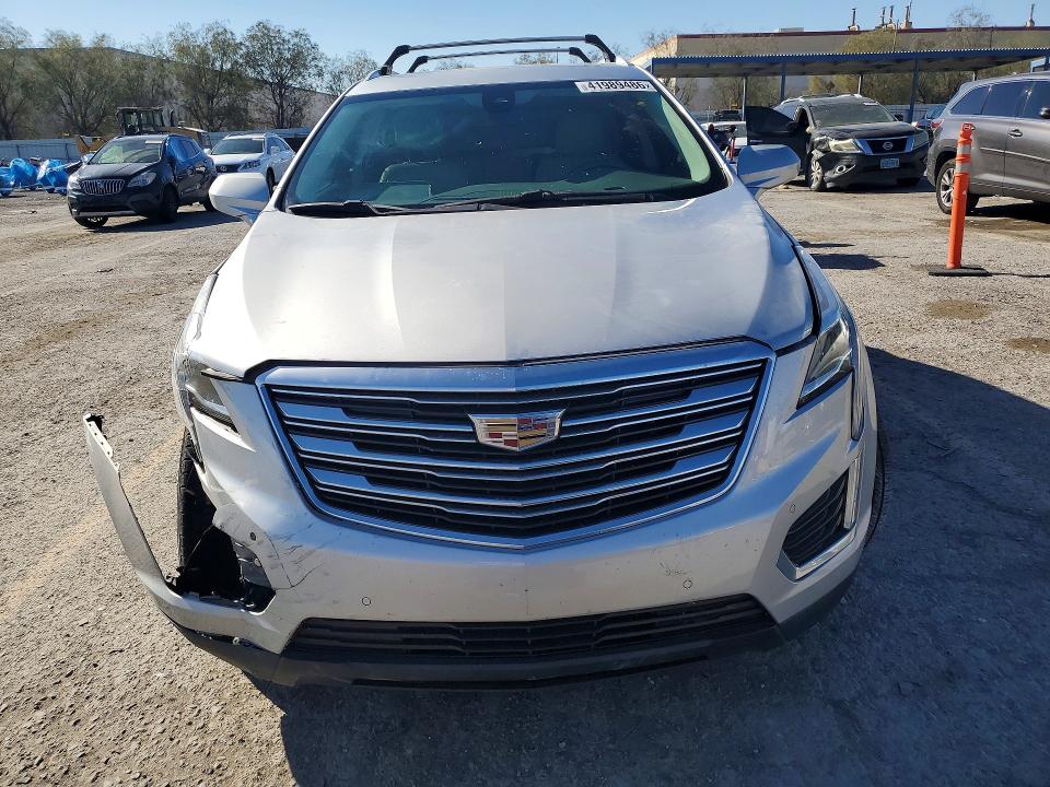 41989486 :رقم المزاد ، 1GYKNERSXJZ221608 vin ، 2018 Cadillac Xt5 مزاد بيع