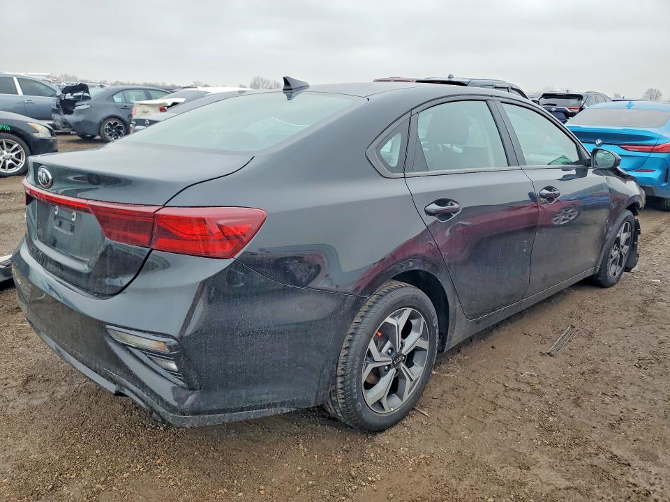 Продаж на аукціоні авто 2021 Kia Forte, vin: 3KPF24AD8ME410121, номер лоту: 79752195