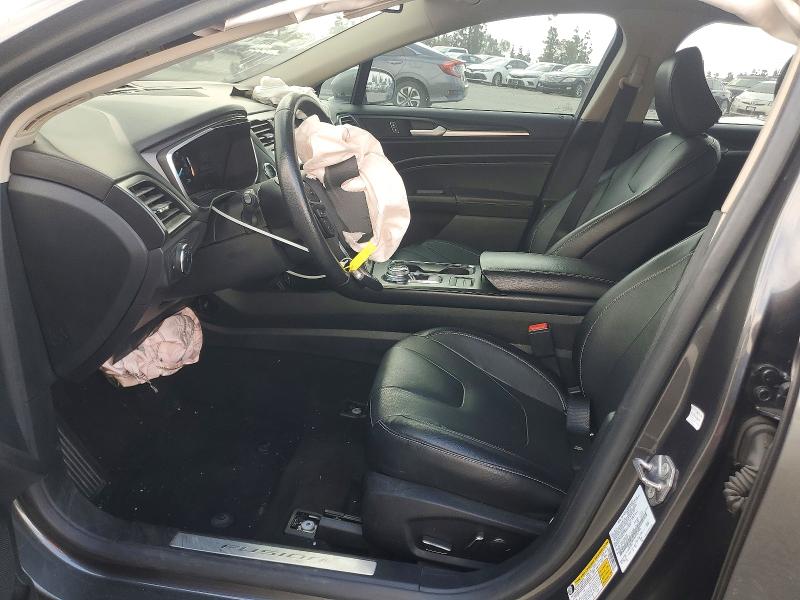 41663746 :رقم المزاد ، 3FA6P0SU8LR261036 vin ، 2020 Ford Fusion مزاد بيع