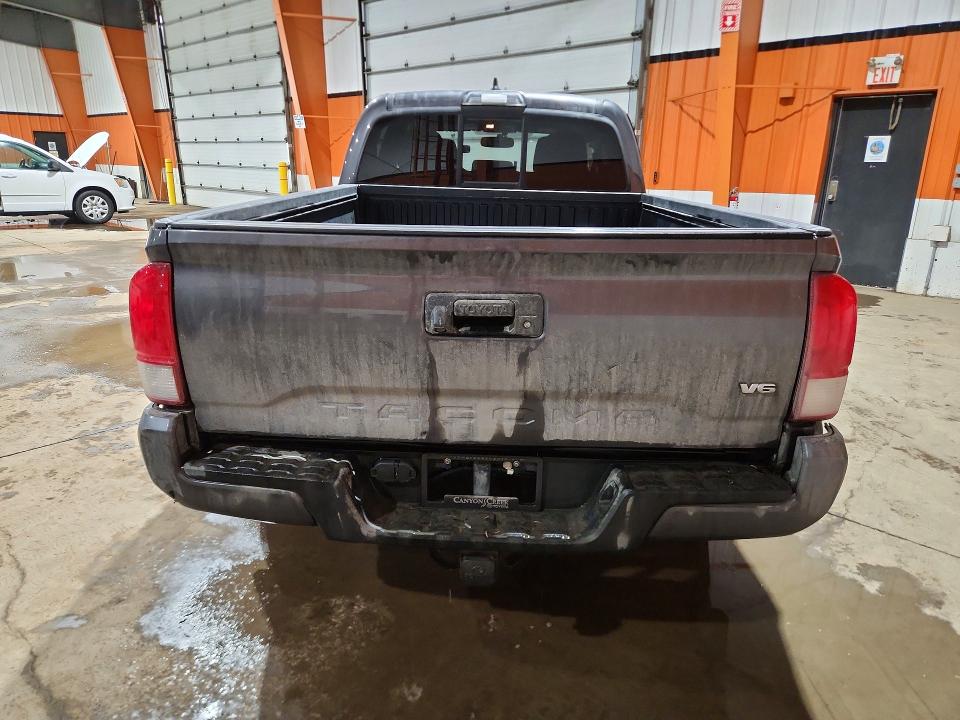 Aukcja sprzedaży 2016 Toyota Tacoma, vin: 5TFDZ5BN3GX012285, numer aukcji: 46031346