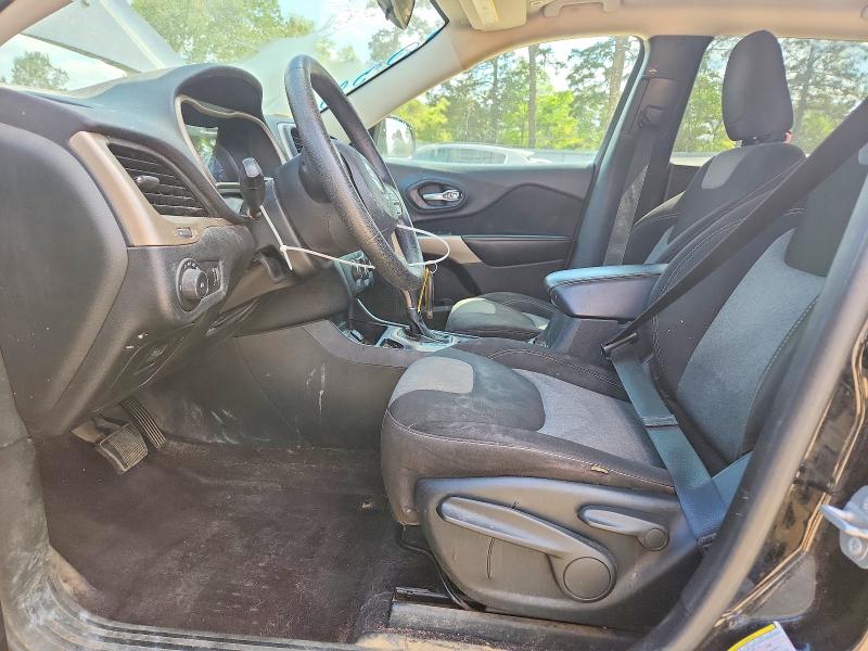 47454696 :رقم المزاد ، 1C4PJLCB5JD513362 vin ، 2018 Jeep Cherokee مزاد بيع
