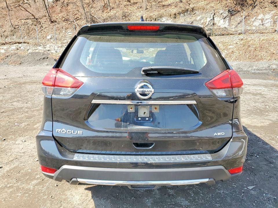 2017 Nissan Rogue მანქანა იყიდება აუქციონზე, vin: JN8AT2MV7HW000443, აუქციონის ნომერი: 79542145