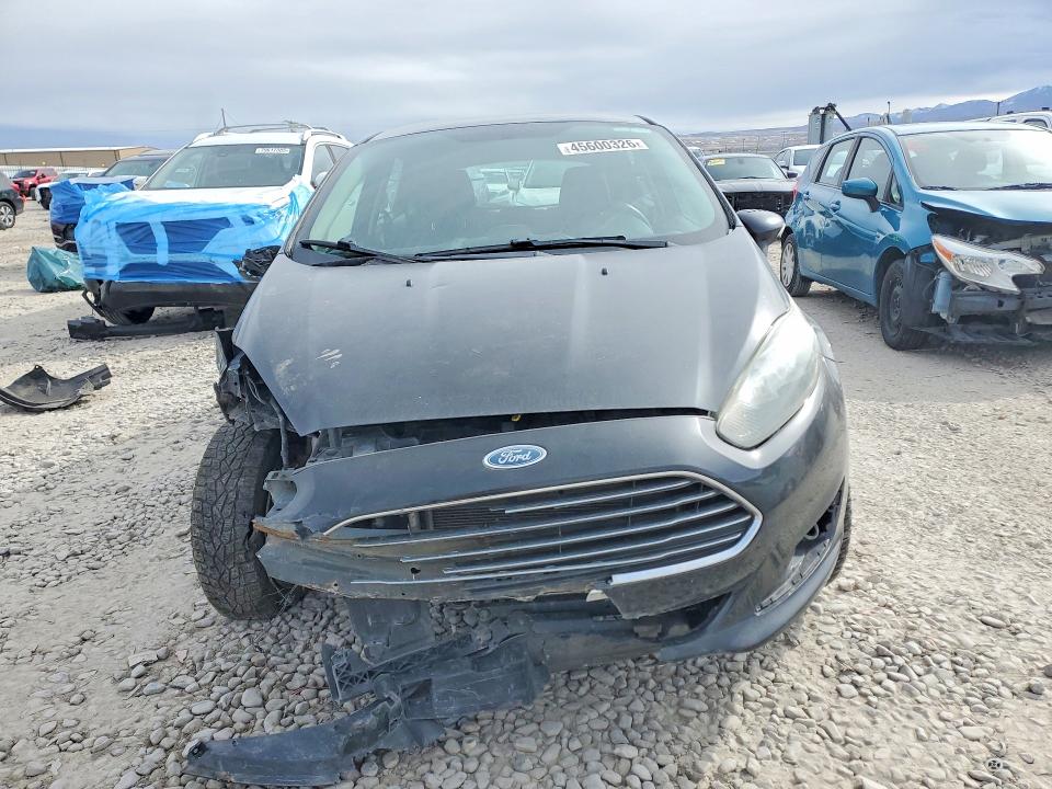 45600326 :رقم المزاد ، 3FADP4EJ3FM101499 vin ، 2015 Ford Fiesta مزاد بيع