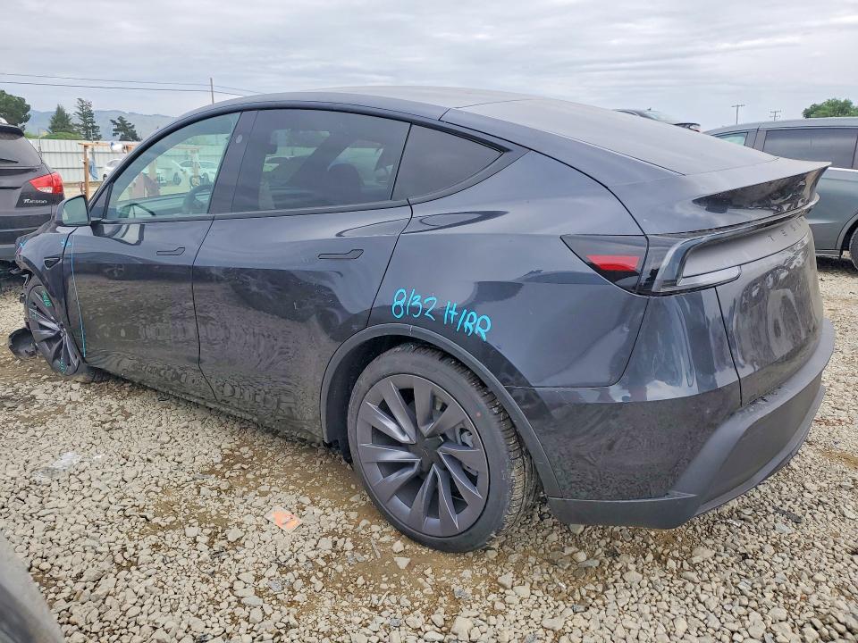 2026 Tesla Model Y მანქანა იყიდება აუქციონზე, vin: 7SAYGDED9TF585106, აუქციონის ნომერი: 48327586