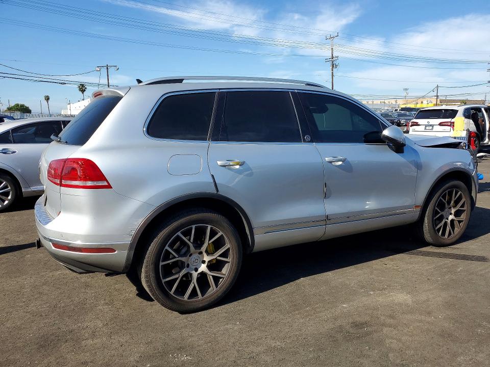 Aukcja sprzedaży 2017 Volkswagen Touareg, vin: WVGRF7BP7HD004488, numer aukcji: 79653905