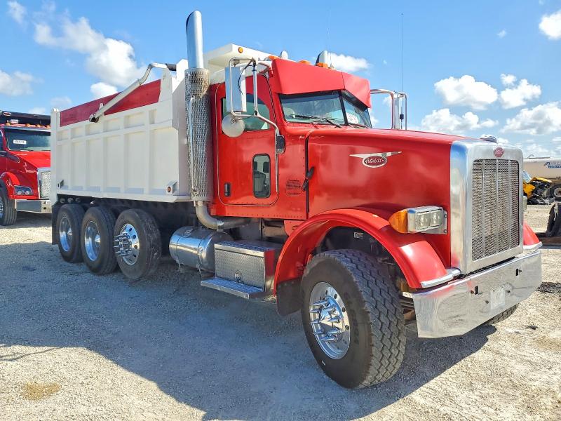 45847186 :رقم المزاد ، FLA120008 vin ، 2022 Peterbilt Tractor Dumptruck مزاد بيع