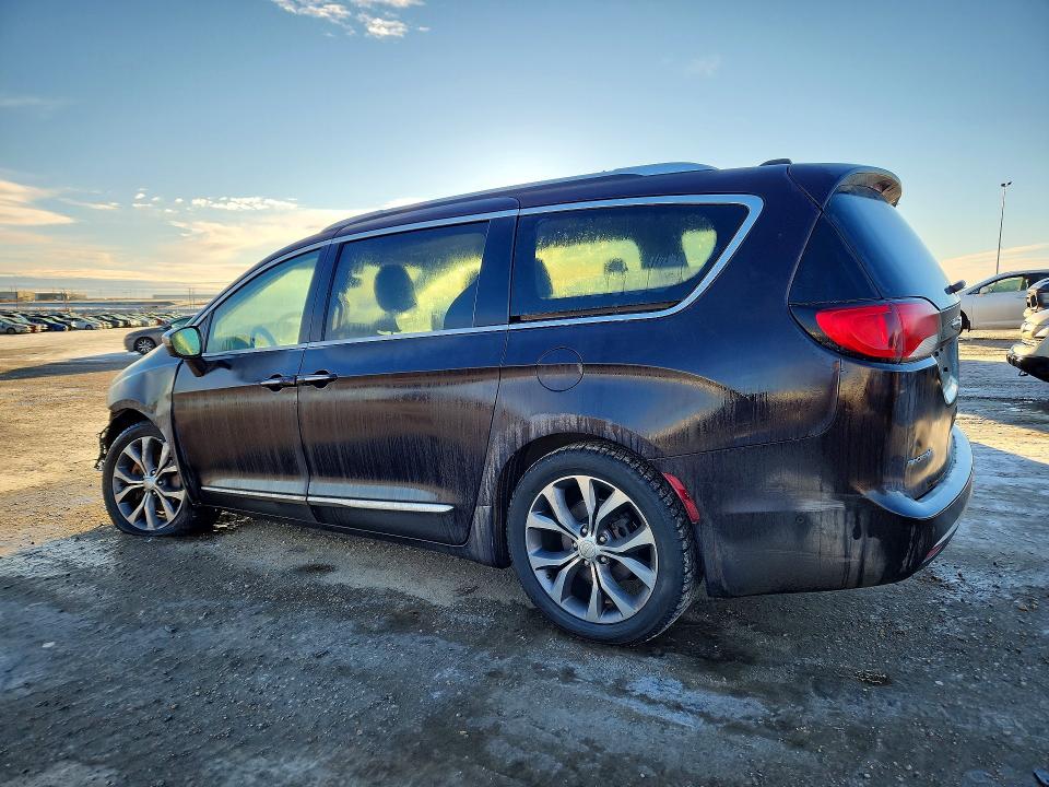 46355856 :رقم المزاد ، 2C4RC1GG5HR599308 vin ، 2017 Chrysler Pacifica مزاد بيع