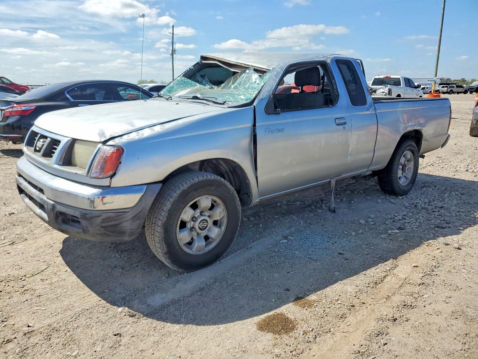 46296526 :رقم المزاد ، 1N6DD26S4YC436769 vin ، 2000 Nissan Frontier مزاد بيع