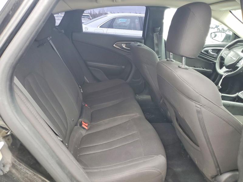47773626 :رقم المزاد ، 1C3CCCFB2GN139501 vin ، 2016 Chrysler 200 مزاد بيع