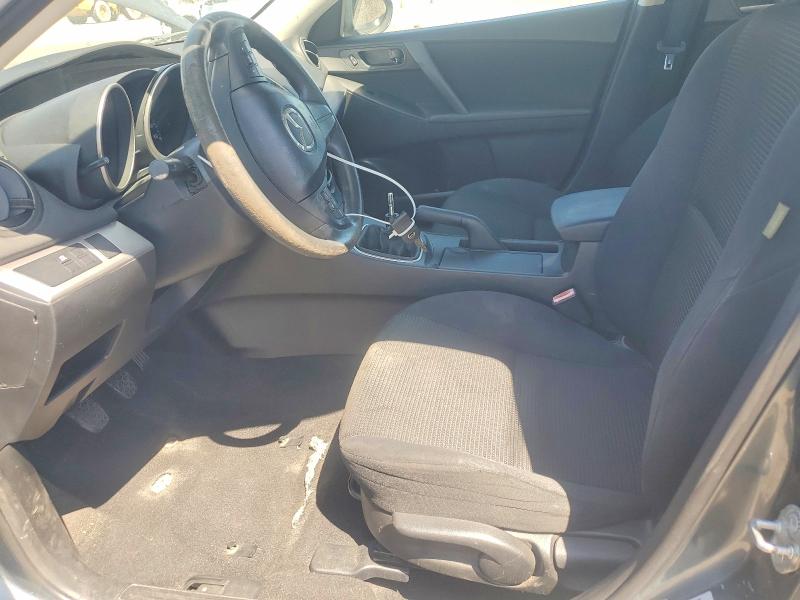 46700776 :رقم المزاد ، JM1BL1U72D1758175 vin ، 2013 Mazda 3 مزاد بيع