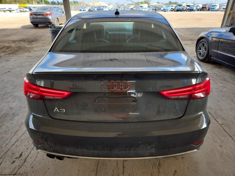2019 Audi A3 მანქანა იყიდება აუქციონზე, vin: WAUAUGFF1K1024377, აუქციონის ნომერი: 41936486