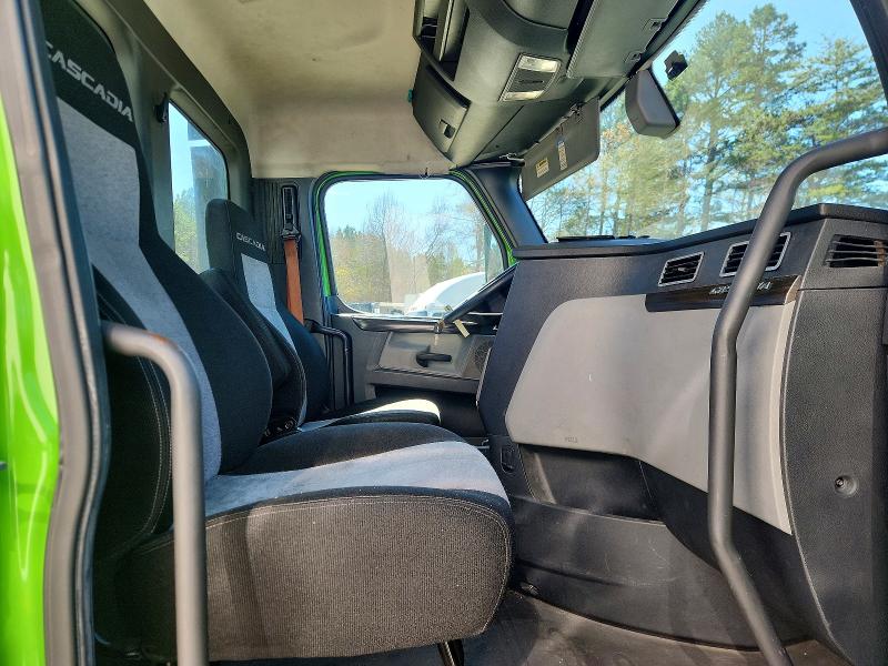 Продаж на аукціоні авто 2020 Freightliner Cascadia 116, vin: 1FUJHTDV7LLLC2050, номер лоту: 45956456