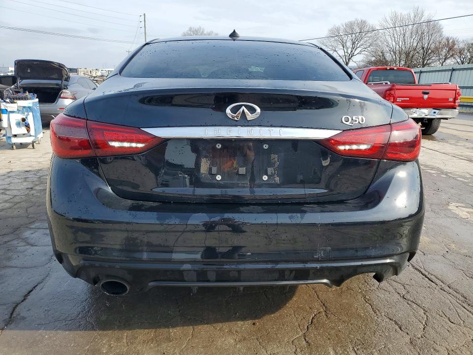 79832965 :رقم المزاد ، JN1CV7AP0JM240584 vin ، 2018 Infiniti Q50 مزاد بيع