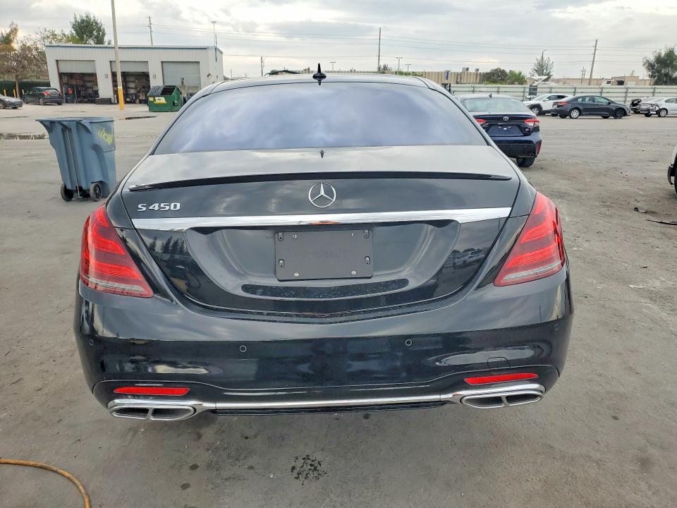 46263966 :رقم المزاد ، WDDUG6GB8JA352218 vin ، 2018 Mercedes-benz S مزاد بيع