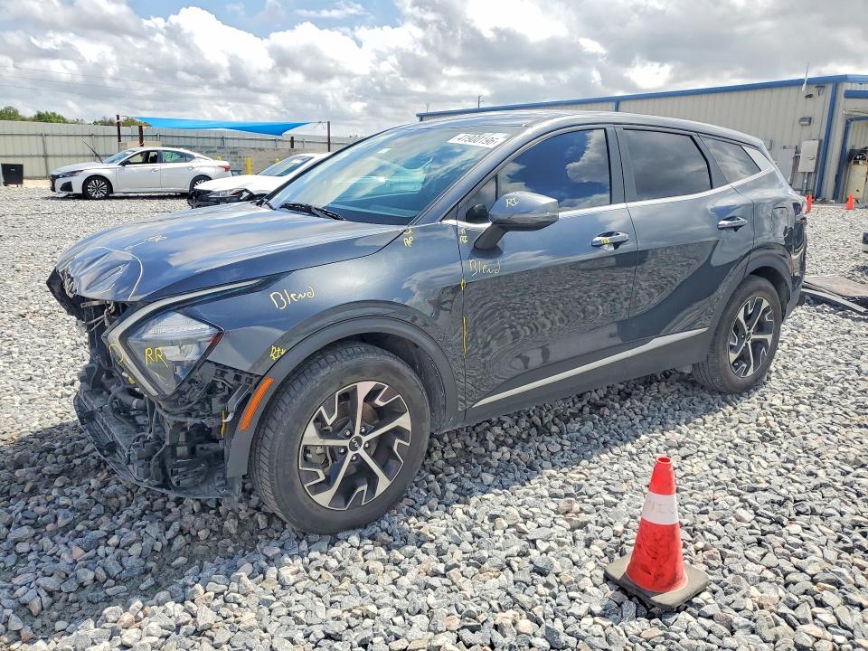 2023 Kia Sportage მანქანა იყიდება აუქციონზე, vin: 5XYK33AF7PG106874, აუქციონის ნომერი: 41900196
