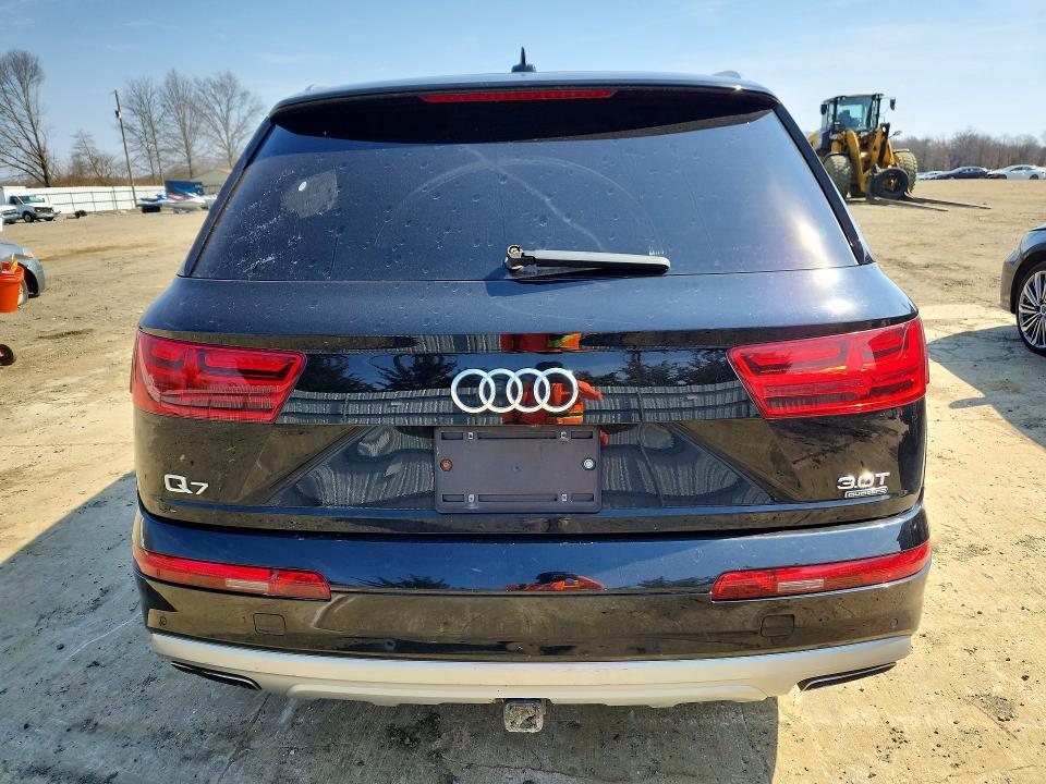 2017 Audi Q7 მანქანა იყიდება აუქციონზე, vin: WA1LAAF7XHD014832, აუქციონის ნომერი: 47479626