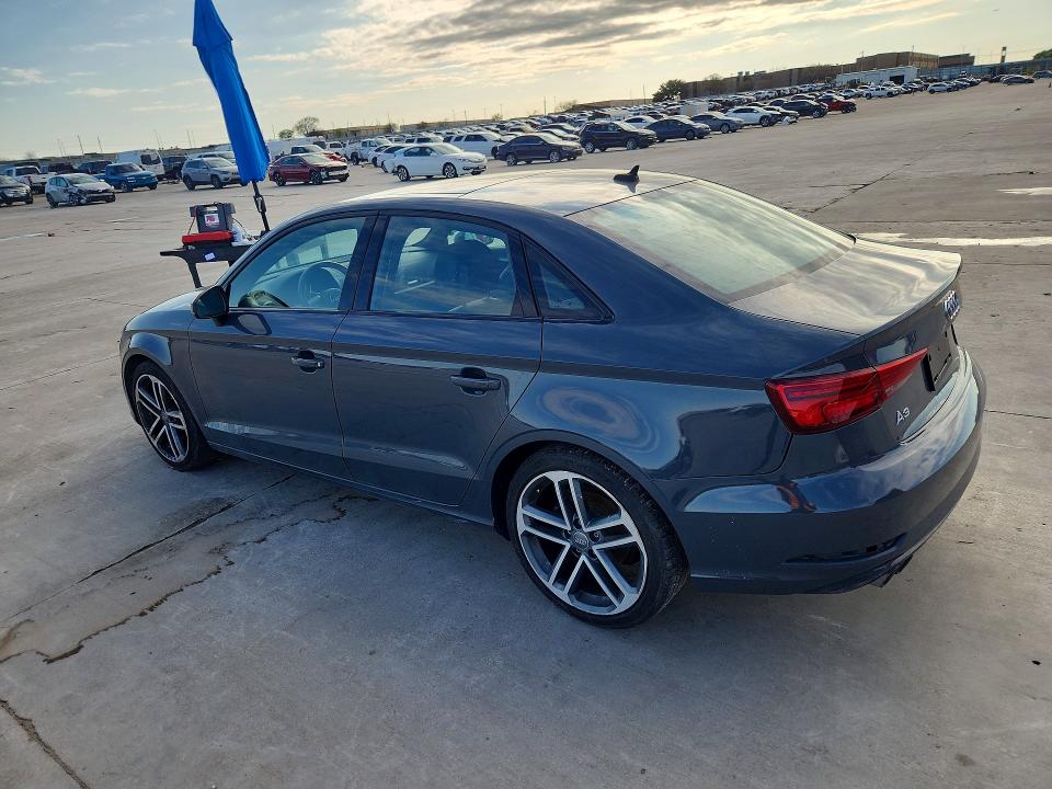 Продажа на аукционе авто 2019 Audi A3, vin: WAUAUGFF1KA095627, номер лота: 45583386