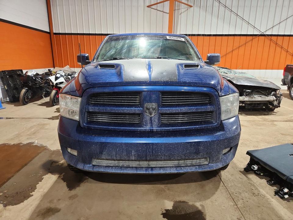 48424976 :رقم المزاد ، 1D7RV1CT1BS573541 vin ، 2011 Dodge Ram 1500 مزاد بيع