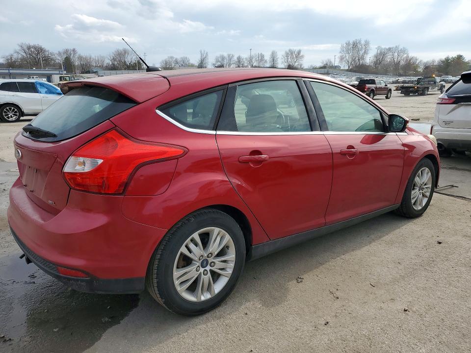 41939426 :رقم المزاد ، 1FAHP3M25CL437223 vin ، 2012 Ford Focus مزاد بيع