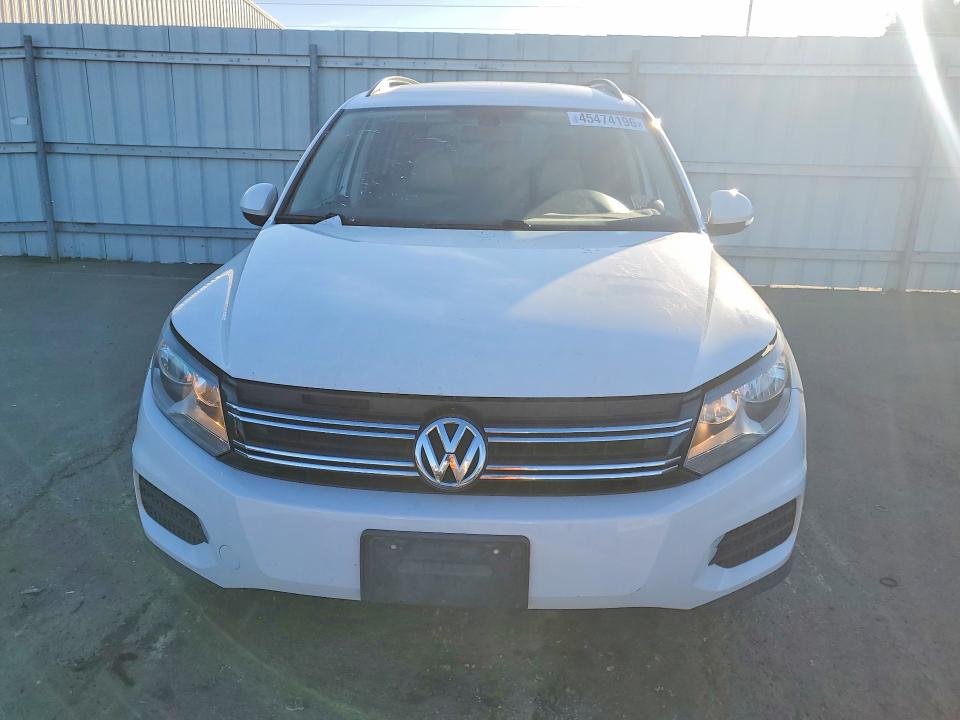 45474196 :رقم المزاد ، WVGAV7AX3GW596363 vin ، 2016 Volkswagen Tiguan مزاد بيع